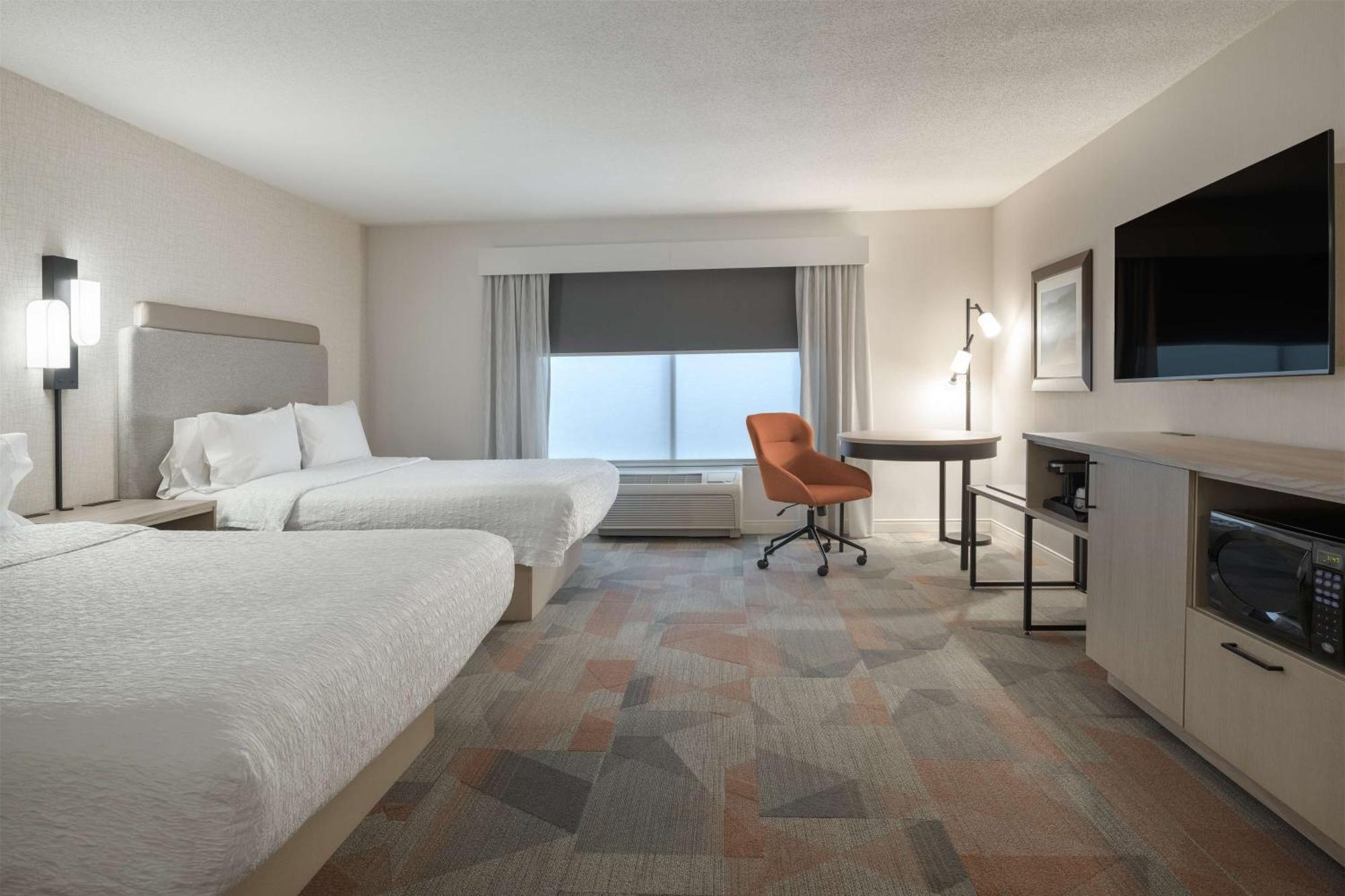 Hampton Inn & Suites By Hilton Moncton Ngoại thất bức ảnh