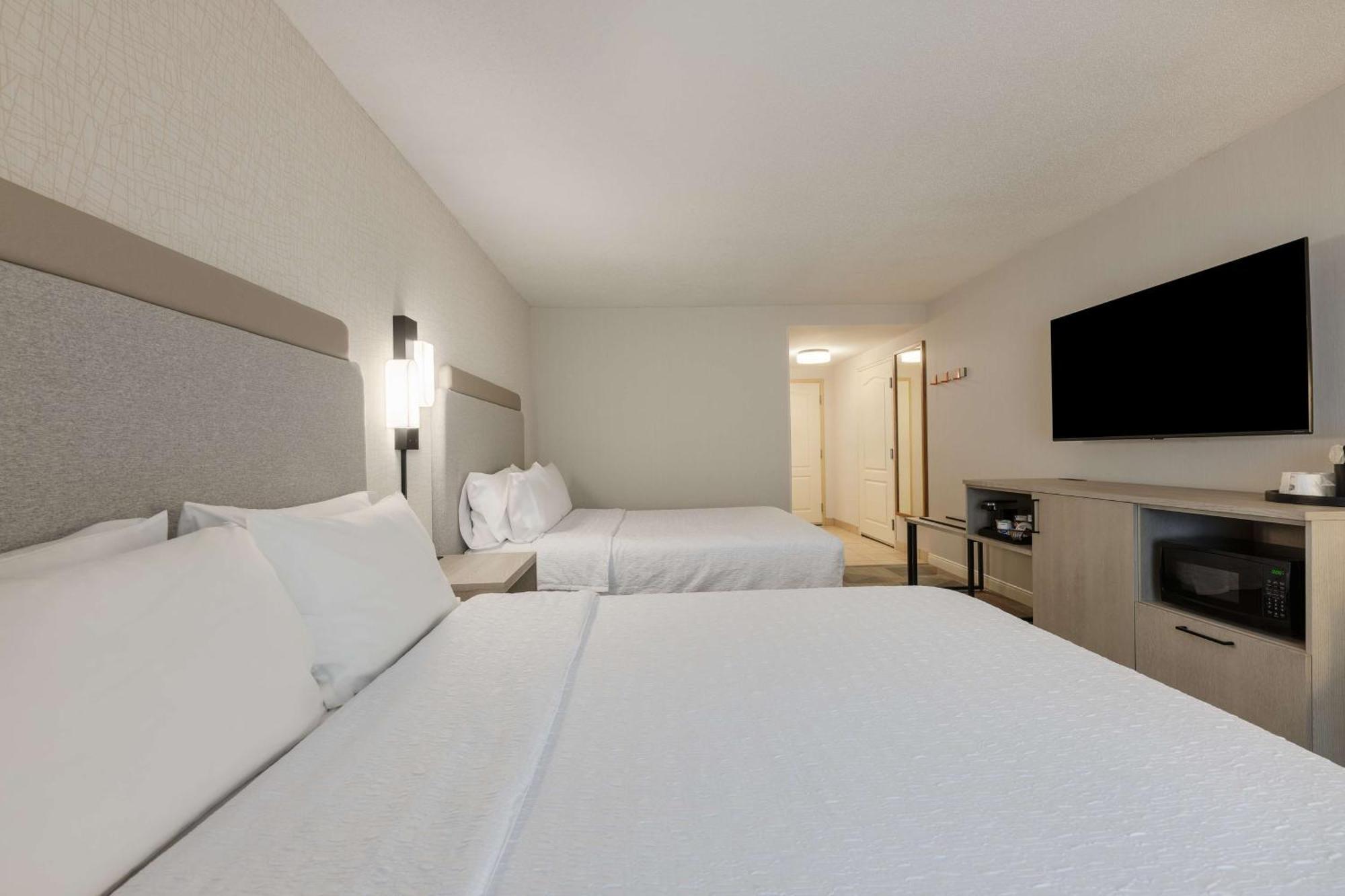 Hampton Inn & Suites By Hilton Moncton Ngoại thất bức ảnh